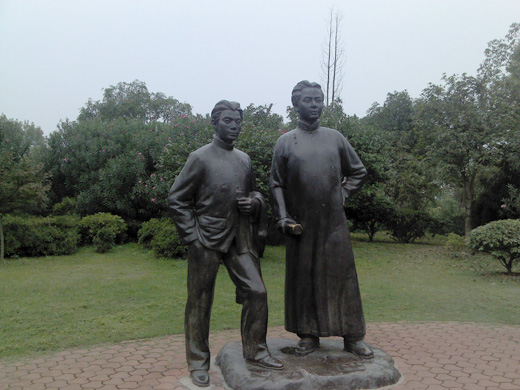 1554264010473404MKxy.jpg 19474308_2015040312233420131900.jpg