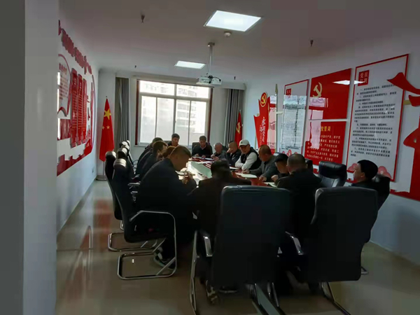 16352149817850670QB7.jpg 陜西保隆能源科技有限公司傳達落實集團公司貫徹省屬企業2021年前三季度經濟運行分析會議精神暨深化國企改革三年行動推進視頻會議精神_副本.jpg