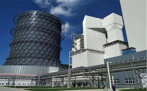 1646964769447253WZyy.jpg 陜西省投資集團麟北低發(fā)電公司2×350MW機組煙氣環(huán)保島項目(大秦公司).jpg